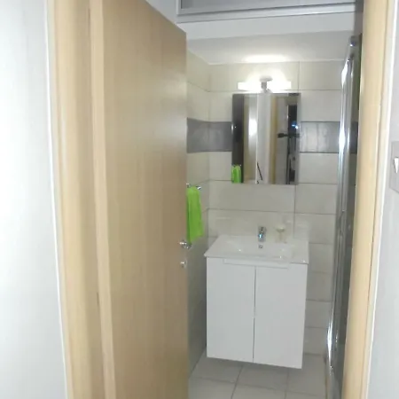 Delphi Court - Large 1 Bed -sleeps 4, Near Sea/beach - Free Wifi Apartament Limassol