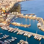 Delphi Court - Large 1 Bed -sleeps 4, Near Sea/beach - Free Wifi Apartment