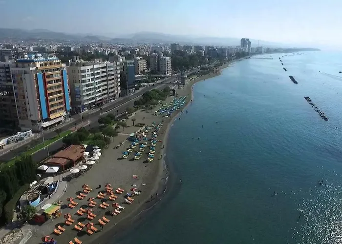 Delphi Court - Large 1 Bed -sleeps 4, Near Sea/beach - Free Wifi 公寓 *