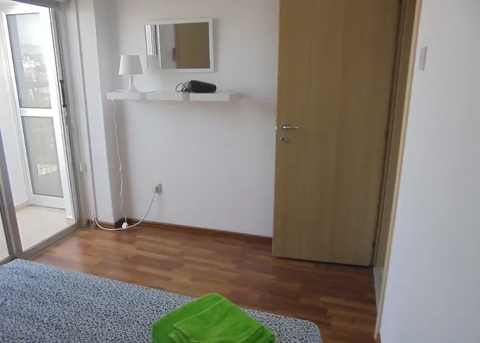 Lägenhet Delphi Court - Large 1 Bed -sleeps 4, Near Sea/beach - Free Wifi Limassol